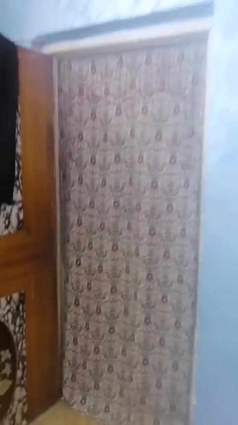 عندي شقة بالثالثة يم جامع المشاهدة غرفةومطبخ وستقبال طابق اول ب٣٠٠ ‪(+9647733467736)‬


**إذا كنت صاحب هذا الإعلان وتريد حذفه لأي سبب، رجاءا أرسل رسالة إلى الدعم الفني**