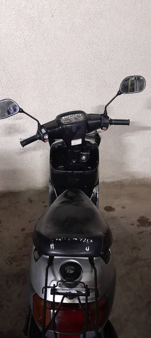 السلام عليكم اخوان دراجه بطه للبيع جديده كولش اصليه اتصال ***********
