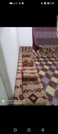 خوان جلسه عربيه 14(متر نضافه 95 من ميه السعر 200وبيه مجال للتواصل 0771...