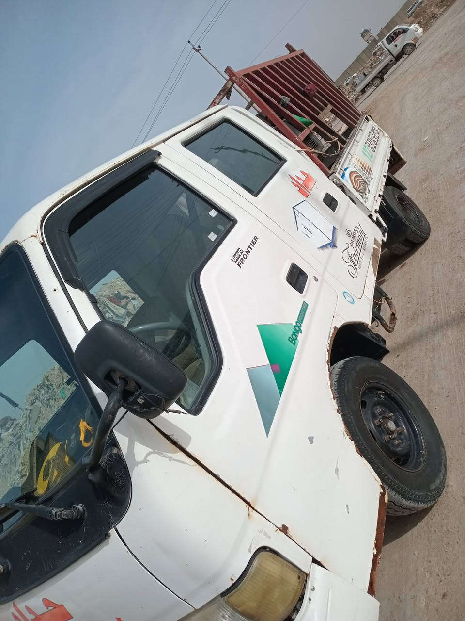 السلام عليكم كية فنتيرة دبل قمارة للبيع موديل 2000 بسمي رقم بغداد مشروع وطني صدر جديد كهربائيات شغالة كير ومحرك واكسل خير من الله السعر65 الرقم ***********
