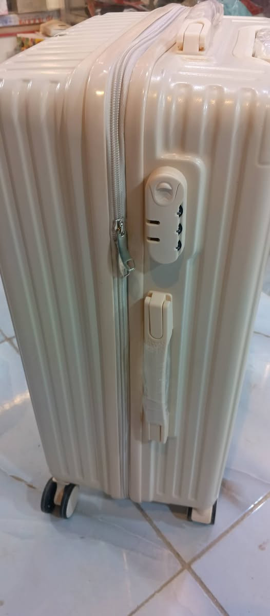 ٣٥ الف


**إذا كنت صاحب هذا الإعلان وتريد حذفه لأي سبب، رجاءا أرسل رسالة إلى الدعم الفني**