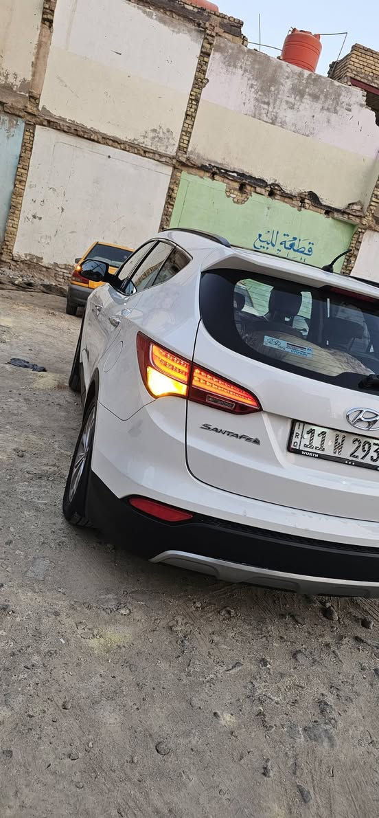 السلام عليكم
سنتافية مديل 16 خليجي مكية 6فوول مواصفات
مكفولة عدا باب الصدر بي صبغ ربع الباب 

السعر 180 وبي مجال 

رقم الهاتف***********

مكان السيارة ميسان
