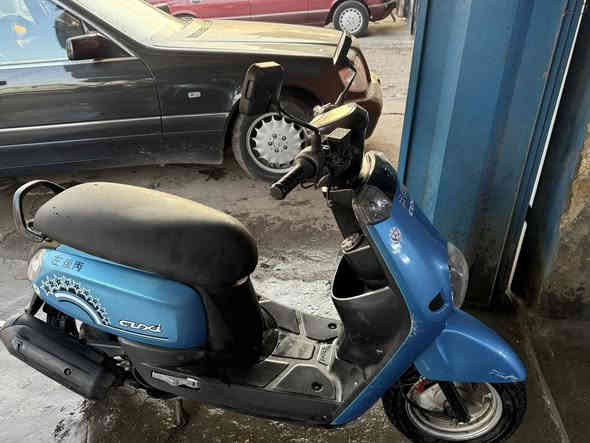 سلام عليكم دراجه بوليس حديثه للبيع مكينه بلادي ما بيه اي نقص السعر 900 الف المكان بغداد رقم الهاتف ***********
