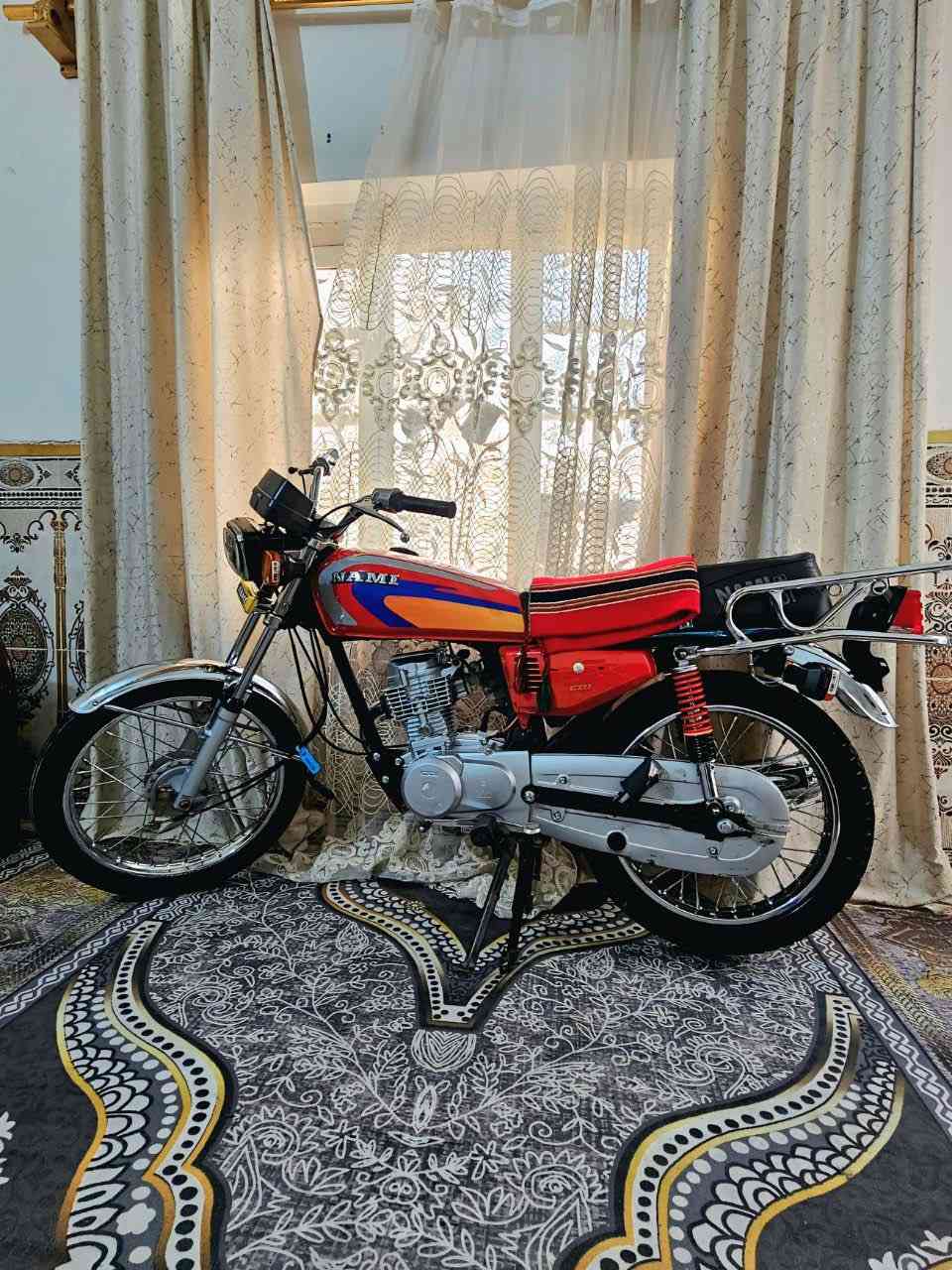 سلام عليكم للبيع شاصي ٢٠١٤اصولي وتعميره كله جديده ٢٠٢٦ومكينه مكفوله سعره ٨٥٠ 
***********
