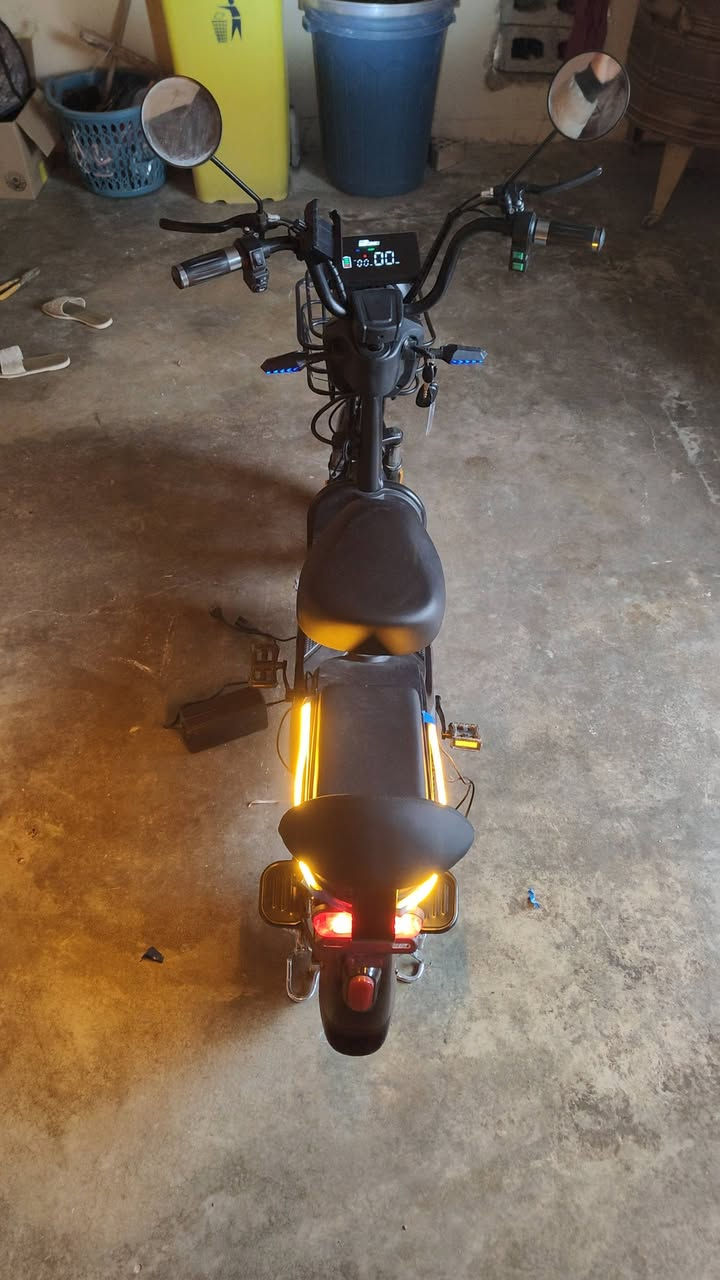 السلام عليكم
بايسكل شحن للبيع مستخدم شي قليل 
سبب البيع لا يوجد سائق اله 😁
السعر 200 وبيه مجال شي قليل 

الاتصال 
***********
***********
