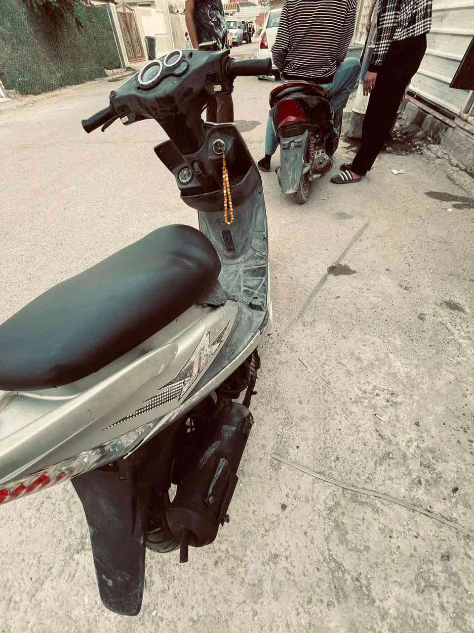 سلام عليكم اليوم جاي أعزل ال سوككك 3دراجات بيععع اكفلك عن اسرقههه
(الإيراني) شغاله كامله نقص واحد مابيه 
(ثعلب) كامله دراجه حلوه وناعمه بل مشي ما تحس بصوتها 
(تايكو)ناعمه كلش نقصه بس برغي مال كابريتر 
(سعر كلهن)( 1500)


**إذا كنت صاحب هذا الإعلان وتريد حذفه لأي سبب، رجاءا أرسل رسالة إلى الدعم الفني**