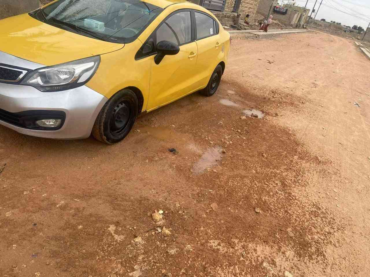 سياره كياريوموديل 15مثنى انكليزي بيها طخه بالجاملغ الامامي تخم تاير جاهزه وهذ رقمي ***********
