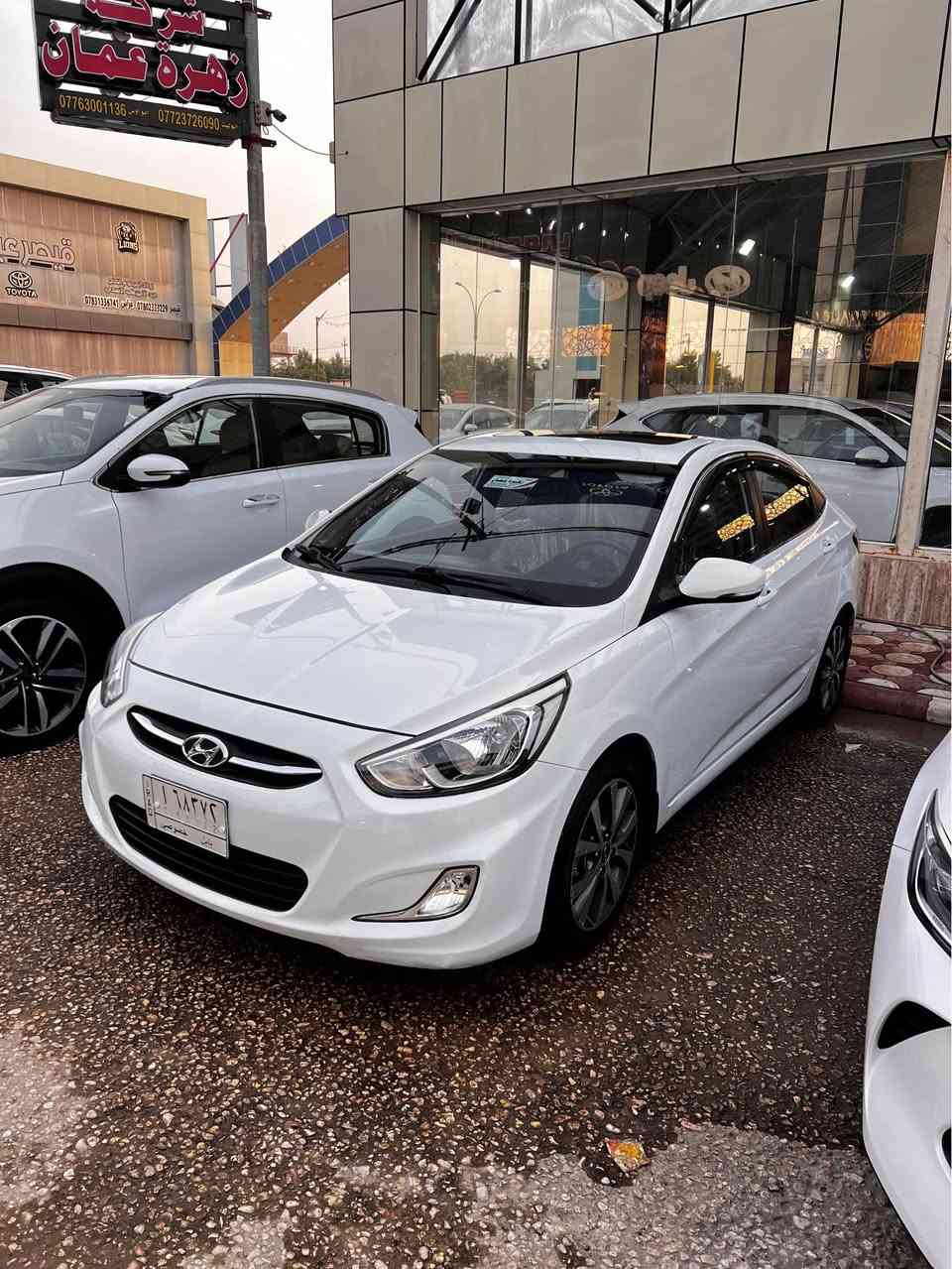 اكسنت 2016 خليجي مكفوله والسونار مرفق بالمنشور 
مكينه 1600 … فول تحكم ستيرن … شاشه مع كاميرا …. ويل كب … كشاف … سبير بلادي مانازل مع عده كامله … ماشيه 120 كم … جديده جداً سعر 127$ مكاني حله *********** حلة, بابل
