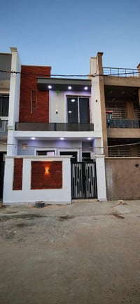 للبيع 60 م 07814656495