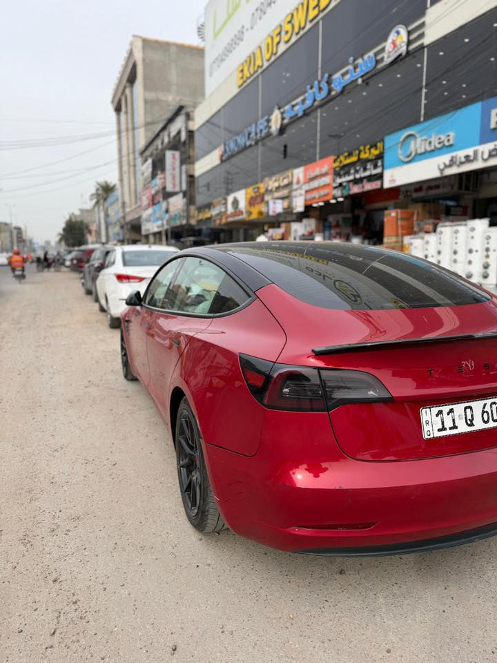 السلام عليكم
بيع او مراوس  
تسلا 3 موديل 2023  تك ماطور دفع خلفي 280 حصان ماشية 40 الف 
عليها هواي اضافات دواخل كاربون فايبر جناح خلفي فول موصفات 
شاحنه 32امبير ويها  معروفة موصفات التسلا 
حادث السياره الجاملغ والبنيد 
ايرباك استيرن فقط  
كامله بأسمي تحويل ثاني يوم 
مكان بغداد حي الجامعة
المراسلة فقط واتساب 
***********
