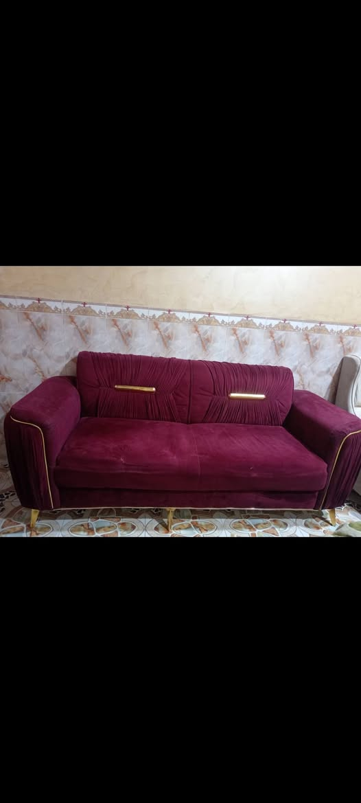 السلام عليكم تخم قنفات للبيع النوعيه الثقيل السعر ١٦٥ سوق الشيوخ   ***********
