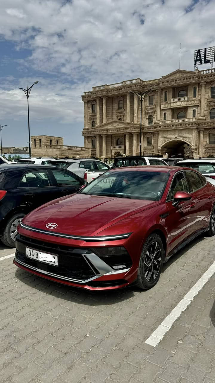 سوناتا 2025 للبيع او مراوس وارد امريكي داخلة تقرير مياه امطار تعمل وتسير شرط الفحص كفالة عامة حته من البارد رقم بصرة معوقين وكالة عامة فوول عده البانوراما داخل ابيض كشن كهرباء تدفئة كشنات شاشة ديجيتال متصل تبريد بيانو شفتات ستيرن رادارات امامية وجانبية وخلفية قيادة ذاتية 
للاستفسار :***********.                                  السعر:197 وبيها مجال
