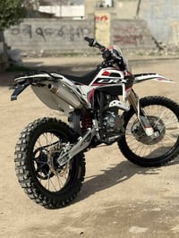 قەفاز SRX • ٢٠٢٥ • ٣٠٠