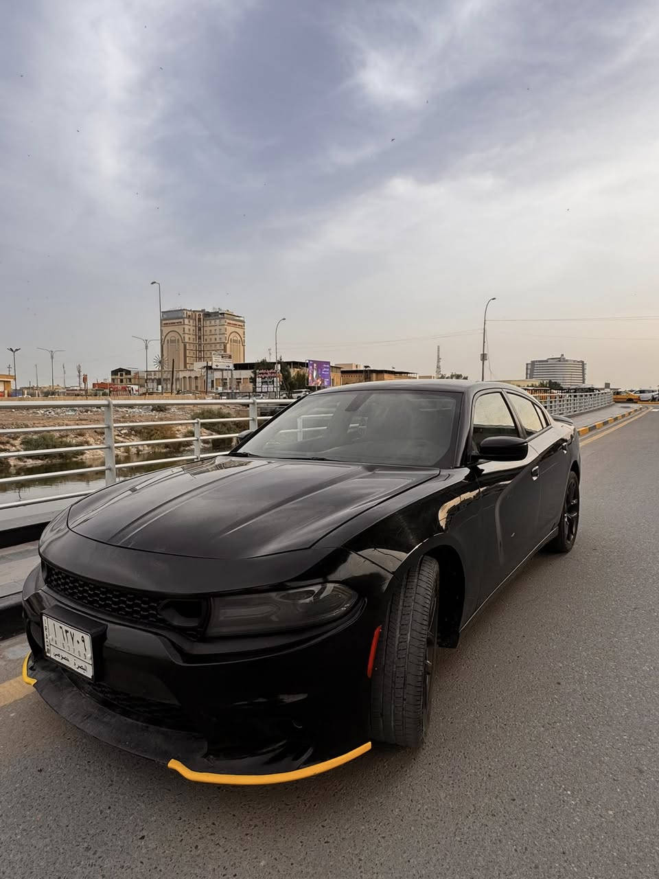 جارجر SXT  موديل ١٥ بصره حره اصل
حادث باب بارد ومدكر صبغ وبدايه شواصي مثل ما موضح بلصور 

وبيها بارد بلبك لايت كد اربع اصابع 

مكينه ٣٦٠٠

كير محرك كفاله 

وباقي المواصفات المعروفه ب SXT

مكاني بصره المعقل 

***********

السعر ١٦٠ وبيها مجال
