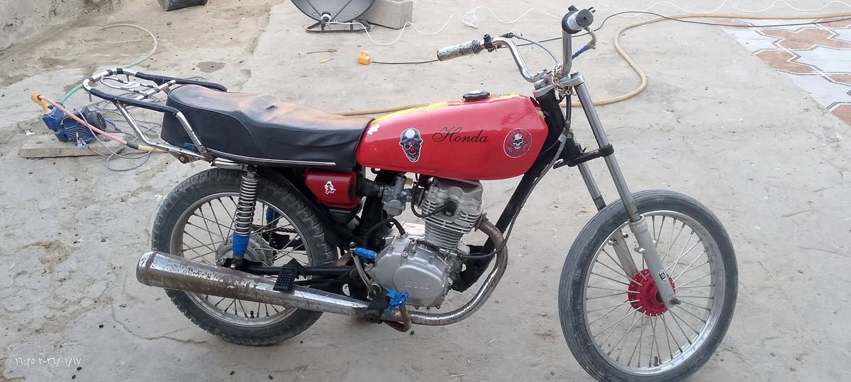 دراجه من الشعيبه محطه القطار للبيع دراجه للبيع***********
