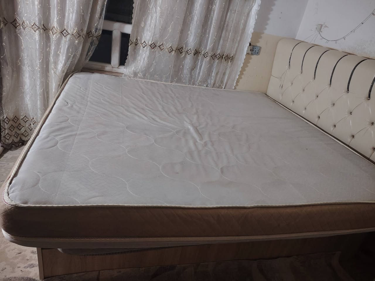 دوشك جديد   الي يريد يجي خاص
***********
