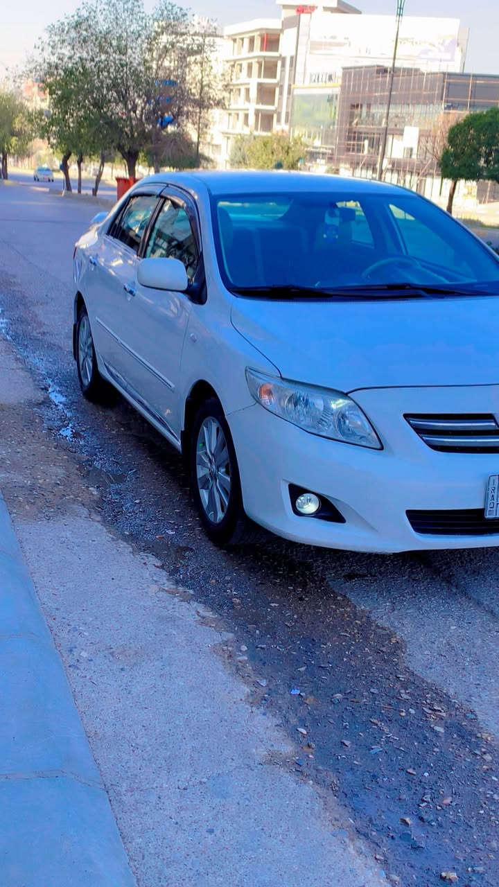 السلام عليكم للبيع كورلا 2008  بريم رقم بغداد دولي مكفوله من الصبغ والضربه والتبديل والرش
بيها بارد بالباب الايسر اصبع فقط 
گير ومكينه وتبريد بشرط 
صدر امامي خلفي + تخم تاير جديد 
مكان السياره صلاح الدين قضاء بلد 
لاستفسار الإتصال ***********
غير متواجد ع النت
