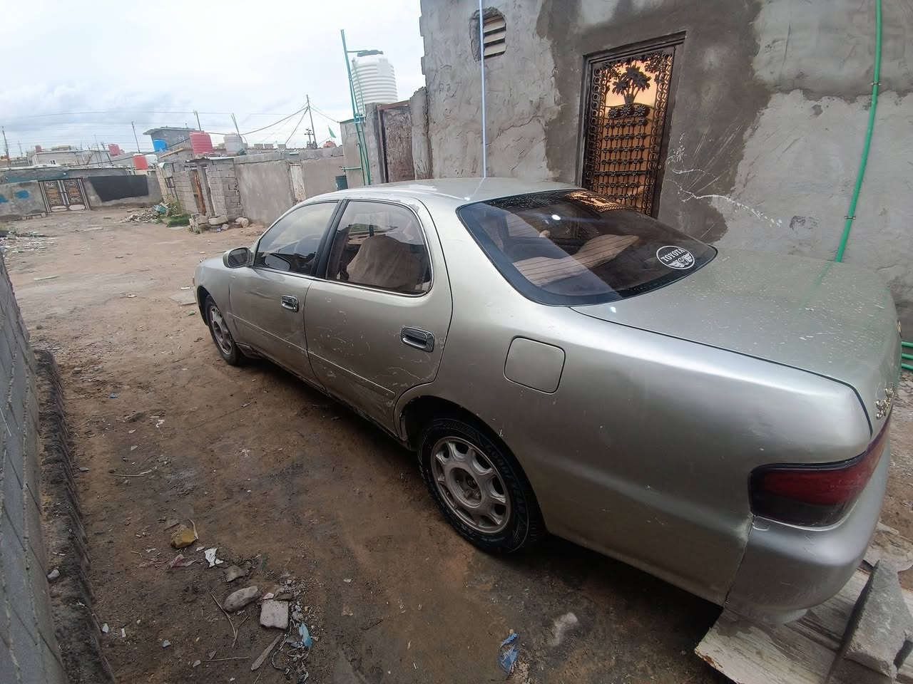 السلام عليكم سياره كرسته نفخ البيع موديل 95 بسمي سياره جاهزه مرايات شفط كشنات  كهربائي مكفوله كصه نقل جثه تبريد نقص بس غاز تخم تايرات جديد مكينه كير  ونجي جديد حداديه 💯/💯 مامي خلفي بيه ضربه بل جاملغ خلفي صفحه اليمنى سعر 53 وبيه مجال مكان بصره 5ميل رقم الهاتف *********** الي مو شراي لا يخابر رجائن
