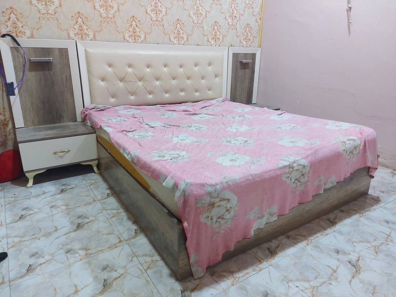 غرفه تركيه نظيفه كلش هيه ودوشك مالتها ب 350


**إذا كنت صاحب هذا الإعلان وتريد حذفه لأي سبب، رجاءا أرسل رسالة إلى الدعم الفني**