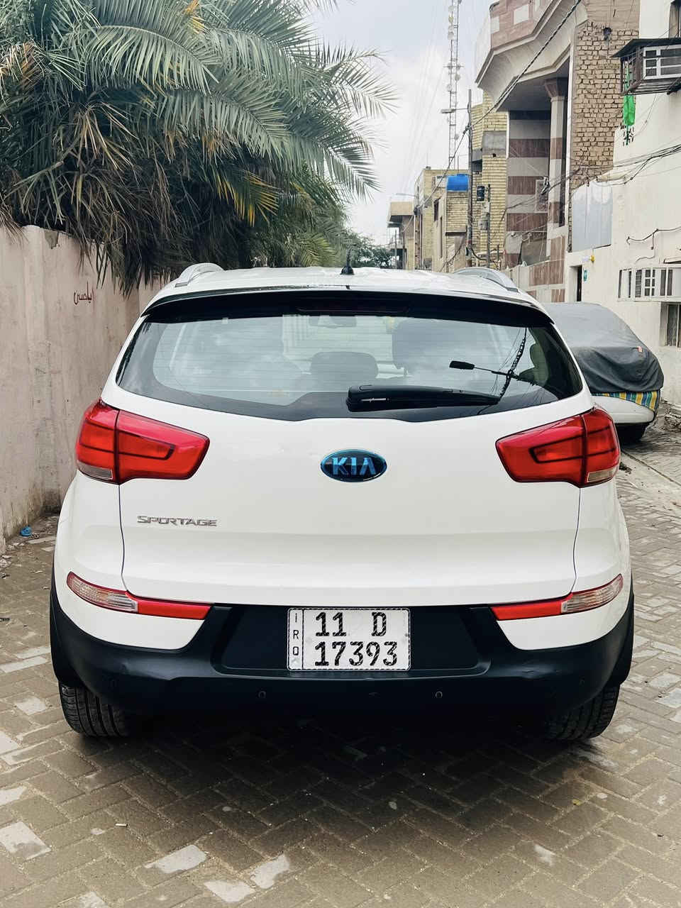 السلام عليكم سبورتج 2017 خليجي الشركه الدوليه 
مكينه 2400 مكينه كير خير من الله فور ويل 2
مري شفط اشاير بل مري حساسات كأمره 
تبريد قطعتين ثلج 🧊 مكفوله بيها بس باب صبغ 
السياره جاهزه من كلشي رقم بغداد نكليزي بسمي
مكان بغداد 
السعر ١٦٢
***********
