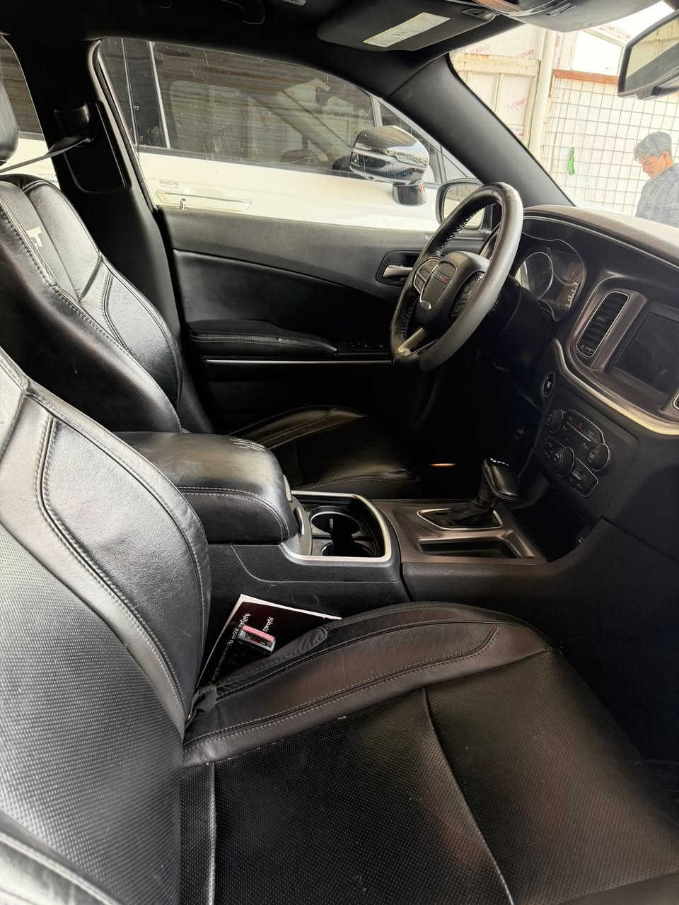 جارجر sxt 2020
فول مواصفات 

سلايد

جلد تدفئه تبريد

شاشه كبيره 

كاميرا دواره

ويل 20

حادث موضح بلصوره + سونار 

بنيد محدث جيتي 

صور الحادث والسونار مرفقه 

السعر 195$ وبيهه مجال

***********واتساب متوفر

***********
