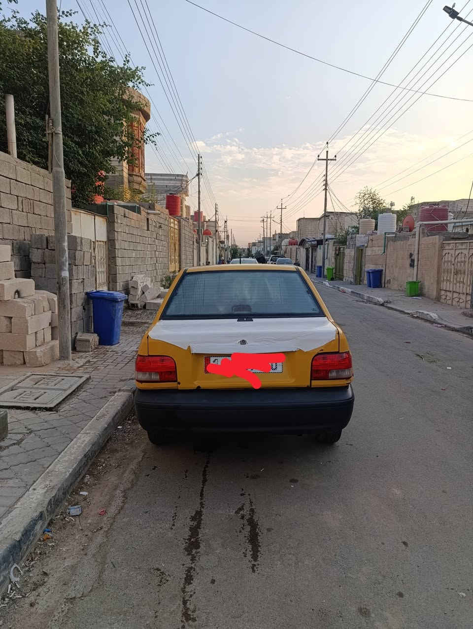 السلام عليكم موديل 16رقم انكليزي البصره سنويه 27. سياره جاهزه وتوني مبدل مشط وباور حداديه سياره كبل لشارع / السعر 30 العنوان البصره الزبير ***********
