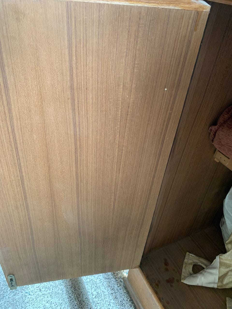 بوفية للبيع خشب درجة اولى السعر ١٢٥ وبيها مجال قليل


**إذا كنت صاحب هذا الإعلان وتريد حذفه لأي سبب، رجاءا أرسل رسالة إلى الدعم الفني**