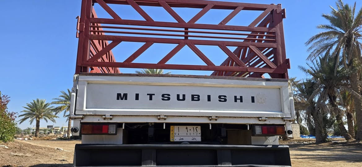 السلام عليكم 
كنتر للبيع 2011 كفاله عامه رقم بابل 
للاستفسار ***********
