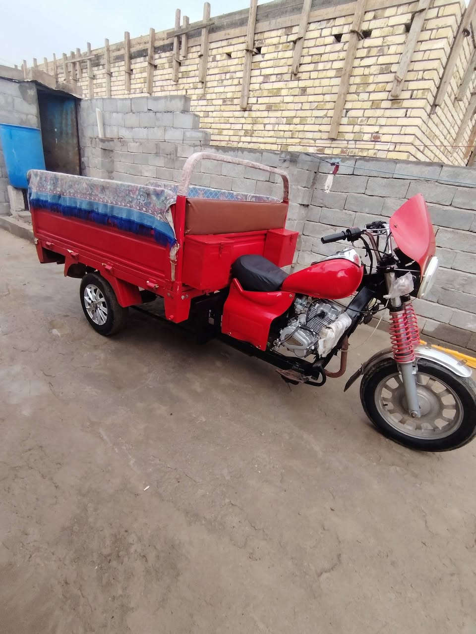 سلام عليكم ستوته ليفان 2013 اوراق اصولي ماندل راعيها مشتري مكاتبه ستوته معمره كله جديد كهربايت جدد دبلات جدد ستوته مالت بيت مامتعوبه سعر 1600 وبيها مجال لشراي  مكينه جديده عينه جديده ستوته جاهزه مكاني بصره قضاء الدير الشراي يتصل ***********
