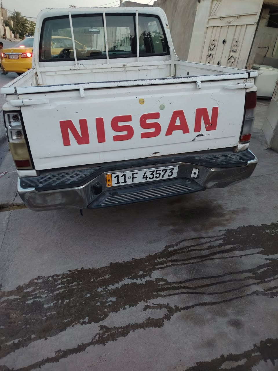 السلام عليكم اخوان سيارء نيسان دبل قماره موديل 2002 سنويه جديده سيارء نضيفه صبغ حزام العنوان كركوك السعر 80 بيها مجال قليل الاستفسار الرقم الموبايل ***********
