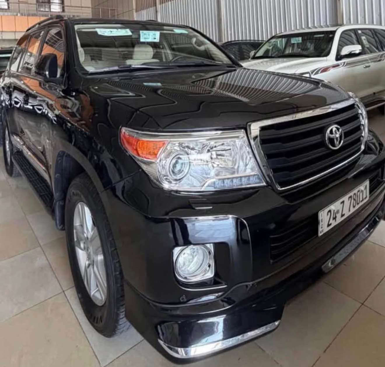مۆدێل 2013 مواسەفات GXR V8 4.7 شەریکە جیهانە خازو بەنزینە سەیارەکەm هیچی نیە گێرومەکینە بەشەرت km196000 بلادی أربيل, العراق


**إذا كنت صاحب هذا الإعلان وتريد حذفه لأي سبب، رجاءا أرسل رسالة إلى الدعم الفني**