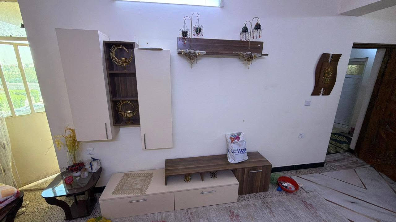 سلام عليكم اغراض بيت نظيفه جدا المكان مدينة الصدر اي استفسار خاص او اتصال ***********
