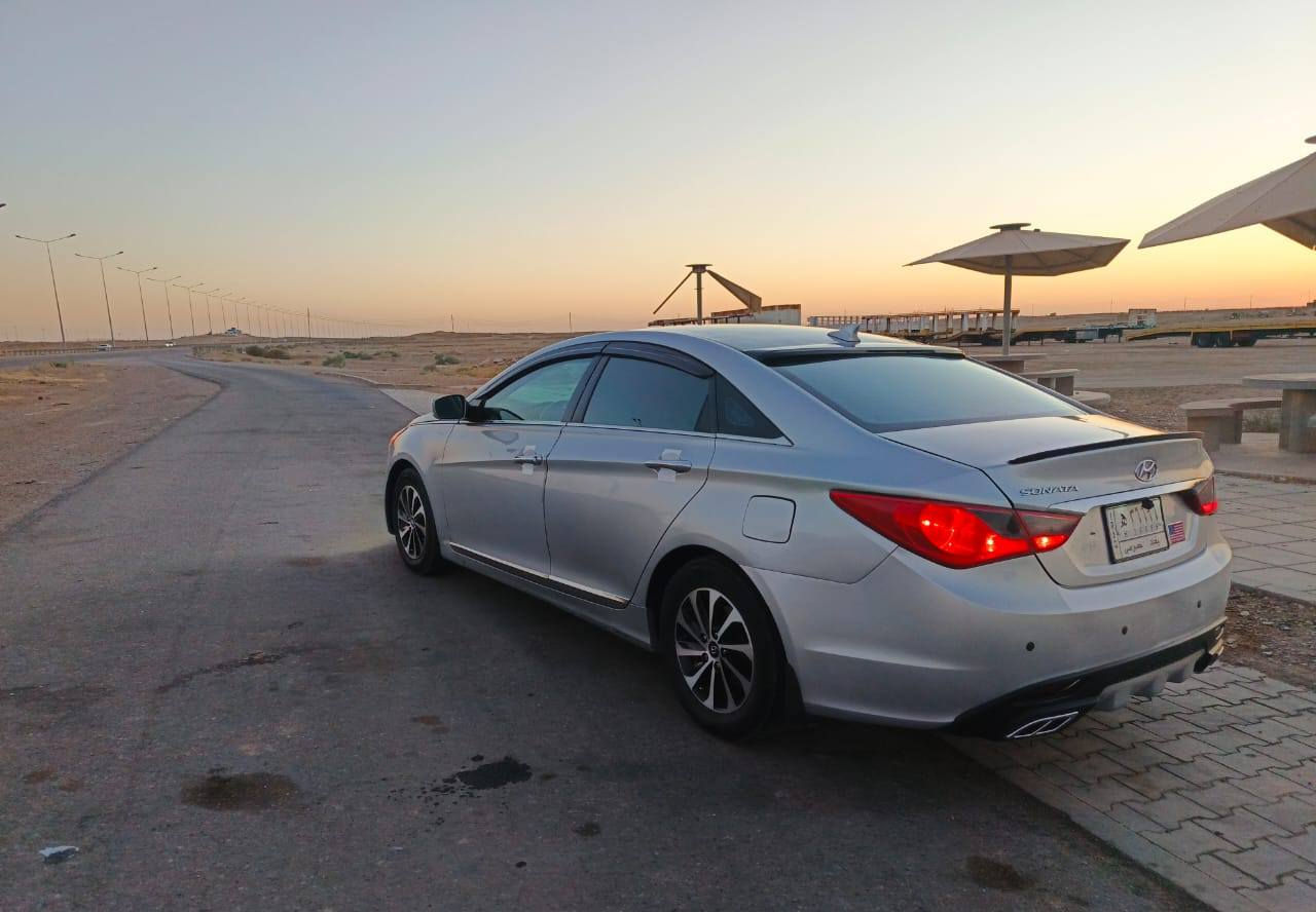 سلام عليكم 
العنوان الانبار الرمادي
سوناتا موديل 2011
وارد امريكي بيها خمس قطع بدون دواخل
رقم بغداد 
صدر جديد
 ويل كب
مكينه جديده تخم تاير جديد 
السعر 100 وبي مجال
الاستفسار ***********
