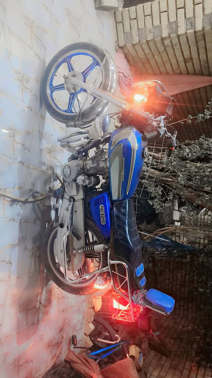 سلام عليكم بارت البيع شغابه ما ناقصهه شي سعر 700 وبيهه مجال ***********
