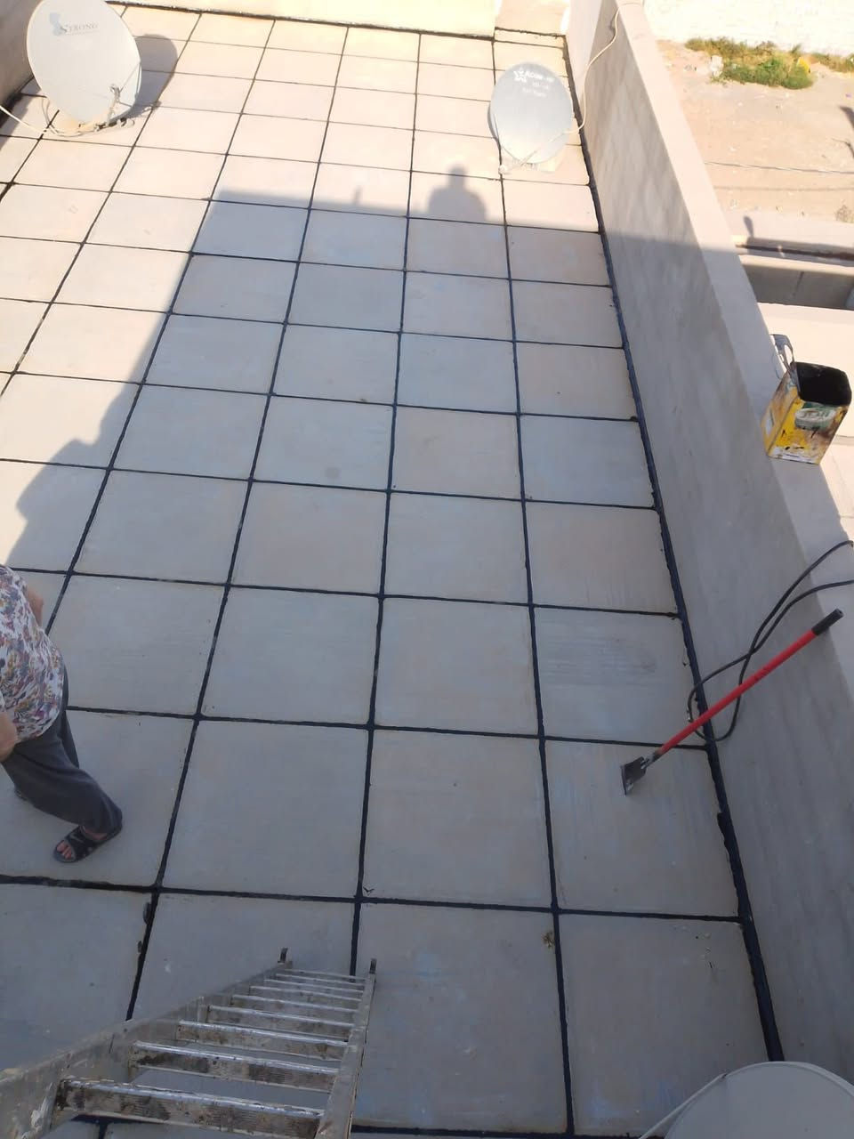 اسطه اشتايكر اوزكام كرستا وعمل عازل للحرارة ☀️☀️ مانع رطوبة 🌧️🌧️🌧️ بشرط ضمان خبرة أكثر من عشرين سنة اتعامل حسب المساحه تدللون رقم ***********
