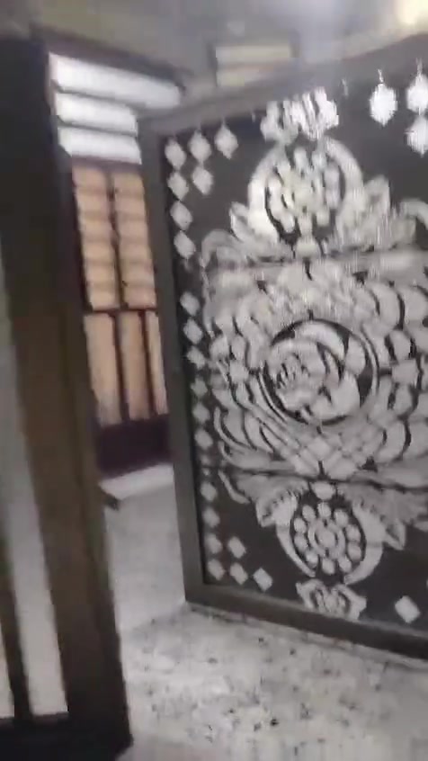 اسلام عليكم موجود بيت للبيع بلدورة هورجب البيت ابنص السوك مال هورحب المساحة ١٠٠متر بيت قاطين محتوي علا ثلاث غرف نوم صلة واستقبال ومطبخ السعر خاص***********واتساب📞
