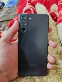 S21feذاكره 128جهاز حلوه نضافه 85%الى 80% جهاز شرق اوسط مبدل بطاريه فقط...