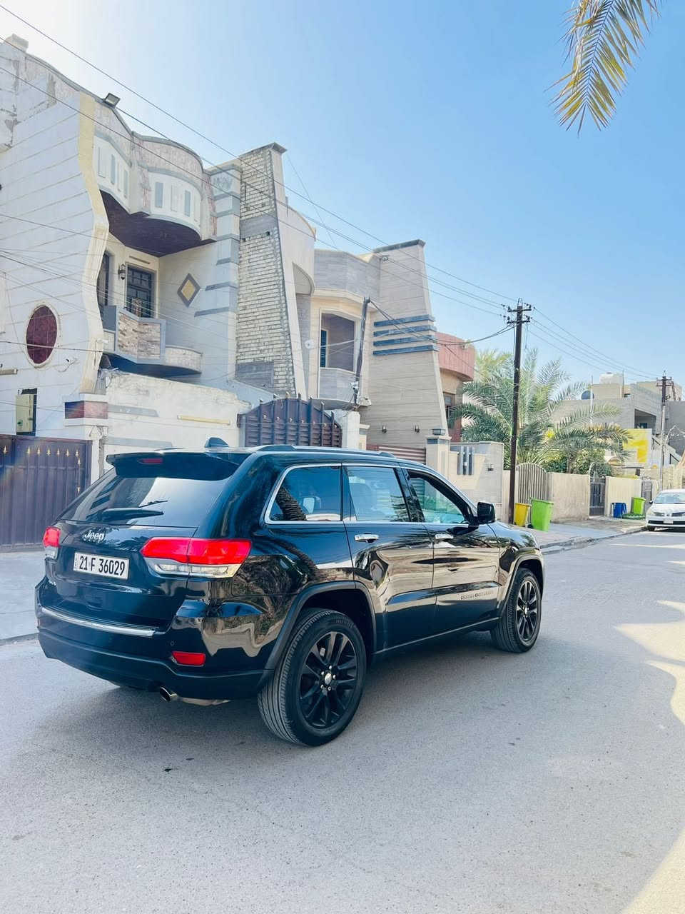 جيب 2019 امريكي 
لأريدو 
حادث جاملغ وبنيد 
صور حادث وسونار وبه صور 
فول عدا فتحه 
جنطه كهرباء 
كشنات جلد 
كشنات تدفئه 
فور ويل
شاشه كبيره 
ماشيه 60
سياره جديده ونضيفه 
رقم سليمانيه 
السعر  207 $ وبي مجال 
مكان السياره بغداد حي الجامعه
☎️ ***********
