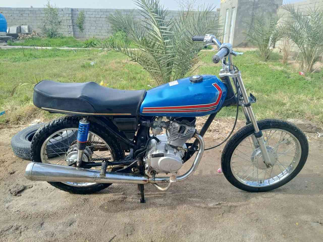 دراجه للبيع تعمير 24
محرك سيجي نامه مفتوخ ولفات فقط 
ناصريه مركز خلف جامعه ذي قار 
السعر خاص ***********
