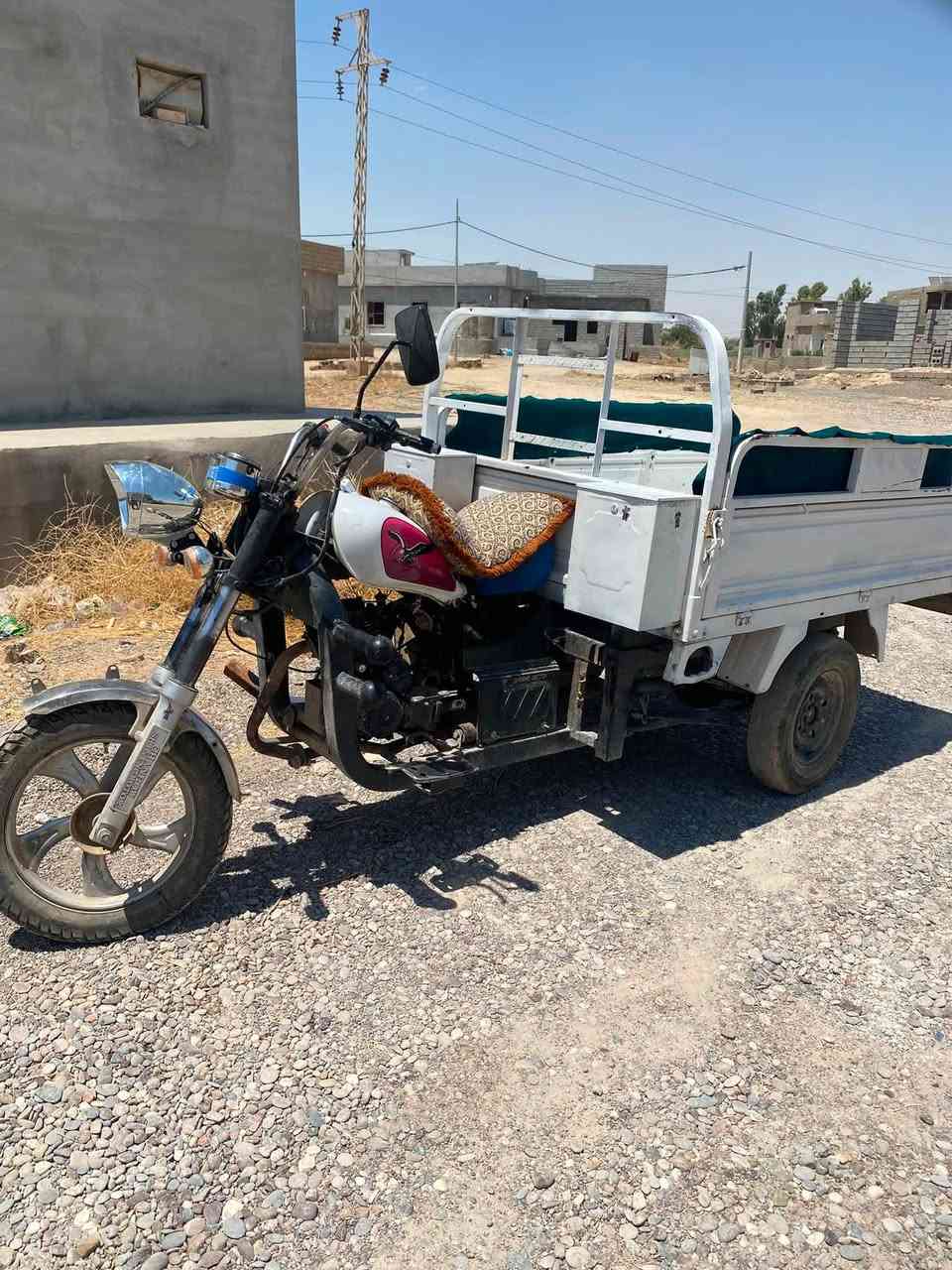 سلام عليكم ستوته للبيع ستوته شغاله بل كامل محرك 24كهربائيات شغاله بل كامل السعر 950وبيها مجال رقم الهاتف ***********مكلف بل نشر خابرني
