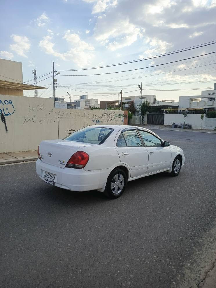 نیسان سەنی مۆدیل 2010 گێڕ تۆماتیک تەبرید سحری خوار بازار تەنیا 63وەرەقە کەمێک مەجال ژمارەی موبایل ***********  گێڕ مەکینە تەبرید بەشەرت چوار جام کارەبایە ئاوێنە کارەبایە abs ناو زەردە چوار تایەی نوێیە بەناو کردن غەرامە بەشەرتە سەیارەکە عام بۆیاخە وەرگەڕاوە شوێن هەولێر گۆرینەوەش دەکەم ئەگەر بە دڵم بێت أربيل, العراق
