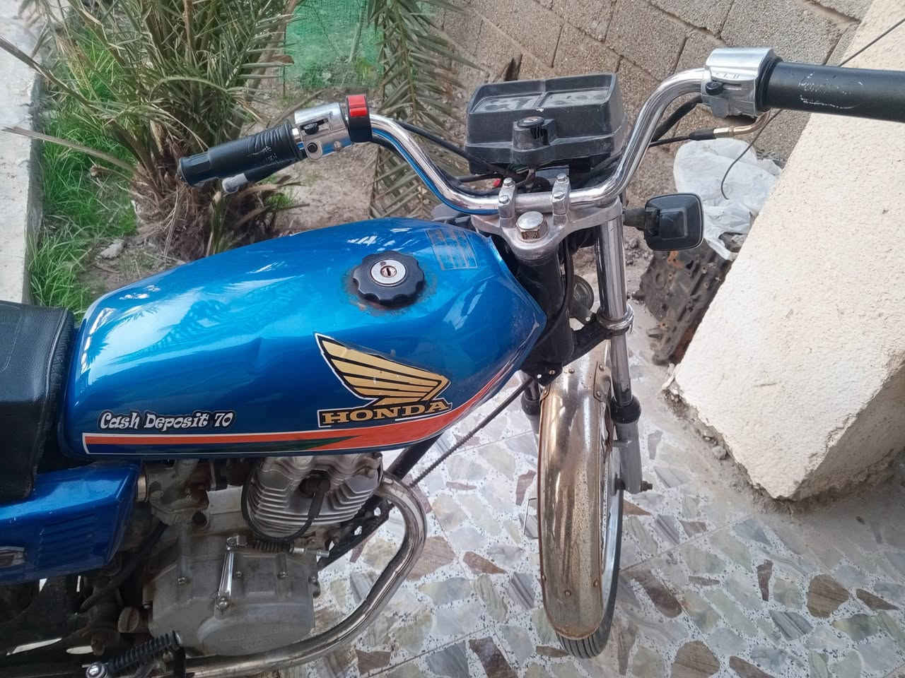 درجه ارشه 16 اوراق
السعر 400 وبيها حك الجيه المكان قضاء الحي
للاستفسار ***********
