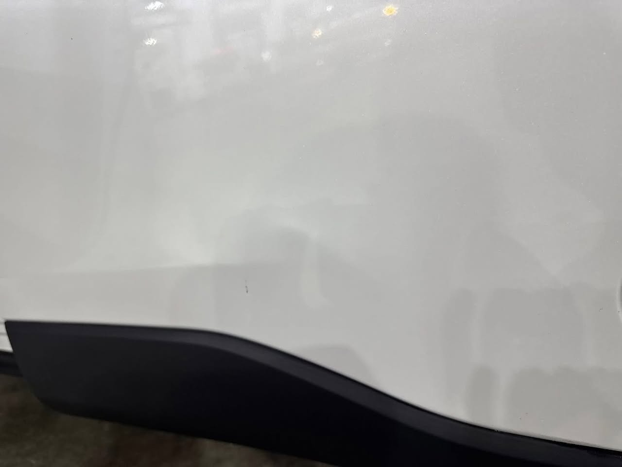 سلام عليكم  فورنت لندر 2025
سياره ماشيه 12000 جديده بمعنى الكلمه 
سياره فول S BLAK tow colour 
فتحه 
بصمه 
شاشه جبيره 
رادارات جانبيه+ رادرات اماميه خلفيه 
سياقه ذاتيه 
3 انضمة قياده sport+Eco+Normal
سياره تأخذها ربع ما تصرف علليها 
كفاله عامه من تبديل والصبغ بيها بارد أصبع بل باب الخلفي فقط 
السعر ٢٨ مليون و٧٠٠ بيها مجال قليل 
لاستفسار *********** موجود واتساب او هاتف
