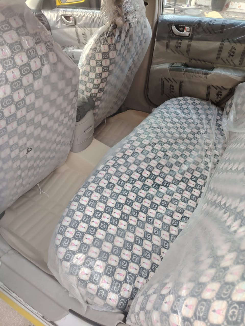 مكلف بل نشر 

سوناتا مثنى خليجي مديل 2007//////امراوس ب الإنتر 13/١٢ترهم 
كير مكينه شرط حداديه شرط 
تبريد تدفئه 
شاشه كامره 
بيه طخه ربع جاملغ امامي فقط معابر 
سنويه جديده بسمي 
مداور لمته ماتريد 
رقم الهاتف *********** وتساب وتصال لاتجي خاص رجاء
