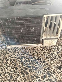 سبلت ميديا ١.٥طن • مكيف ٢طن بولبران • المنصور