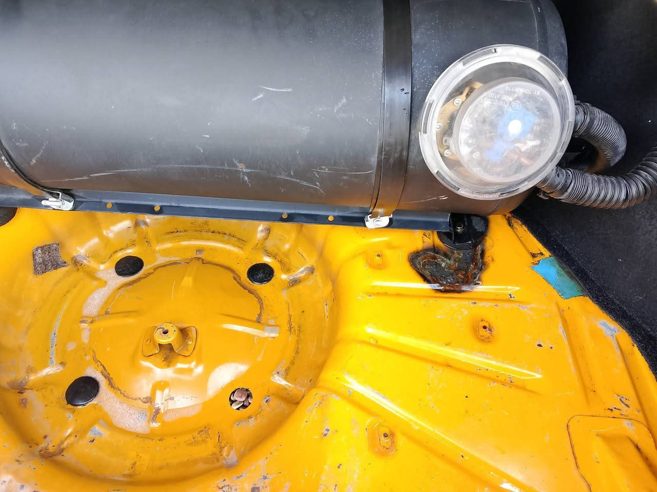 السلام عليكم عندي هاي السايبه اريد اراوسها بسني هندي موديل من18لل20 وانطي فرق السياره موديل 2024 ماشي 62 رايدها ب68 باسمي مصفره هيئه وغرامتن


**إذا كنت صاحب هذا الإعلان وتريد حذفه لأي سبب، رجاءا أرسل رسالة إلى الدعم الفني**