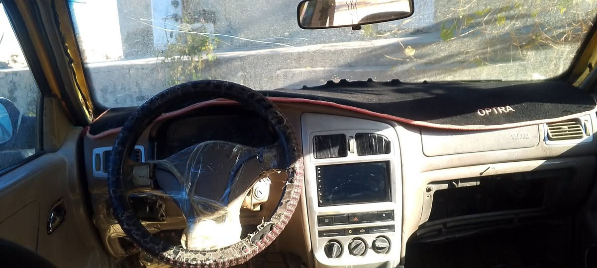 السلام عليكم شيري رقم نينوى شرط الوكاله والتحويل ايمت متريد غرامات وهيئه مصفره محرك جديد الكير من بدلت قرص وعينه بس 3يجي اما كهربائياتها كلها شغاله صدر امامي خلفي جديد طبه السياره طخم تاير جديد سياره حلوه بمعنى الكلمه مال رزق باور جديد باتري جديد السعر 15وبيها مجال بيع متوازي ومستعجل الموشراي لا يخابر يرحم والديكم أقرا المنشور وخابرني ***********
