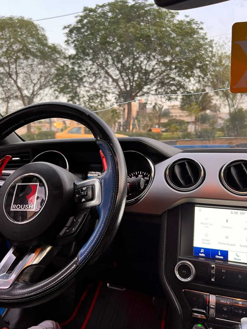 للبيع او مراوس
موستنك موديل 2017 بريميوم فول 
2300cc turbo🚀
لون مميز بحري 🩵🩵 🔥🔥🔥
رقم بغداد 
السيارة ماشية70 mil
حادثها جاملغ وبنيد  وبيها قطع بارد 
شاشه دشبول وبواب وكلاص كلها انار كله بلادي 
بصمة تشغيل وابواب
كراسي كهرباء تدفئة تبريد 
شاشة جبيرة (كار بلي ، اندرويد )
(الكير اوتو)
مودات قيادة (6)
مودات ستيرن (3) 
مكاني بغداد المنصور 📍
الرقم: ***********
