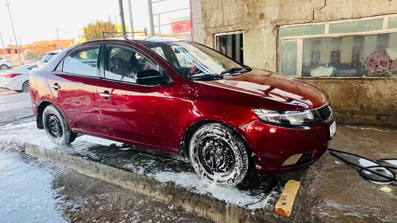 كيا سيراتو خليجي 2012 رقم اربيل دولي سنوية لل 27
مكينة الف وستمية بيهة صبغ فقط البنيد وبيهة ضربة بجاملغ الخلفي وراجع على لبارد وباقي ممصلحة وموجودة بصور 
بيهة نواقص بسيطة السعر 85
***********
