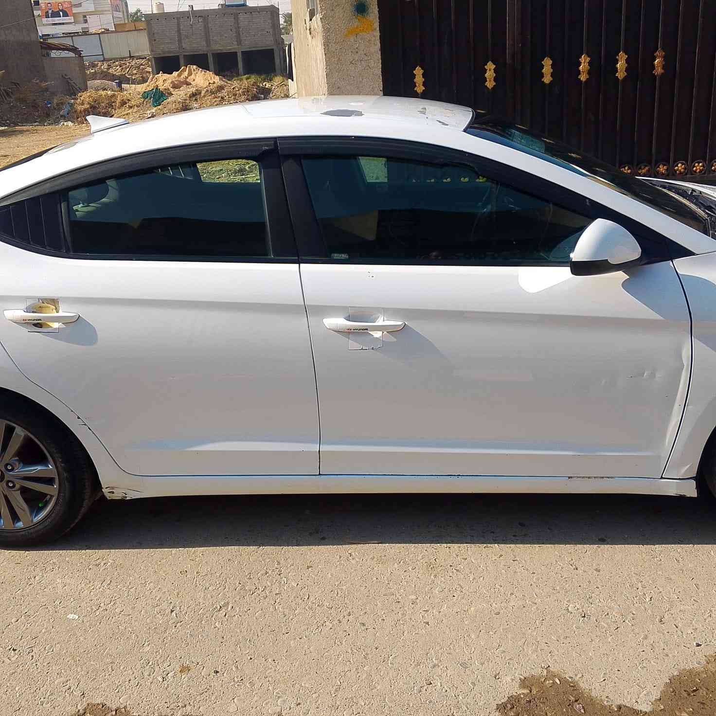 النترا 2017 امريكي حادث جامرلغ يمين وبنيد شبر ماشية 138 سعر قفل  113 $ مكالف بل نشر رقم صاحبه***********
